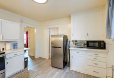 Lain-lain 7 Apartment 2 Mi to Niagara Falls & Whirlpool!