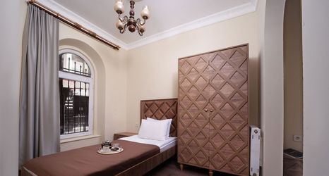 Lainnya 2 Taksim Coll