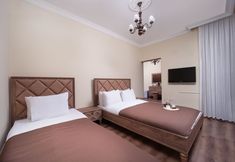 Lainnya 4 Taksim Coll