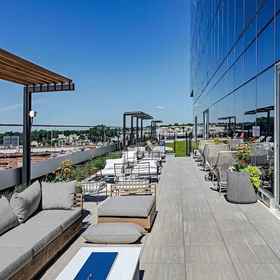 Primary image13Thirty3 - 333-1206，扬克斯公共图书馆飯店