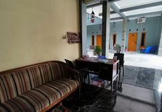 Lain-lain 6 N.N Guesthouse