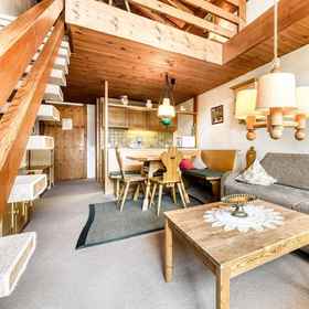 Room 1 复古公寓带山景, 圣安东在蒙塔丰 酒店