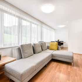 Room 1 B 로저베르그의 스튜디오 아이리스, 장크트안톤임몬타폰 호텔