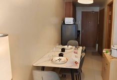 Others 6 Live Just Steps Away From Mall of Asia