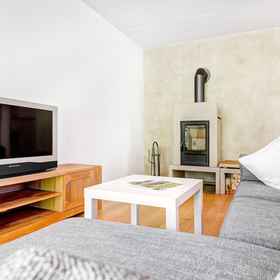 Room 1 Gartenferienwohnung F Chsle, Sankt Anton im Montafon Hotels