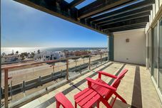 Others Poolside Family Retreat 2BR Condo