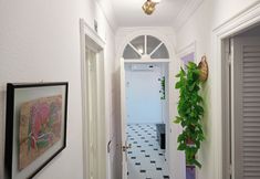 Others 7 Angosta Host