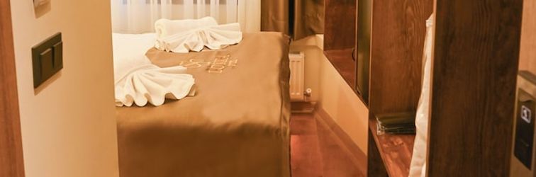 Lain-lain Lokka Hotel