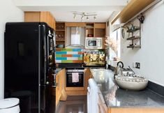 Others 7 The Shoreditch Retreat - Inviting 2bdr Apartment