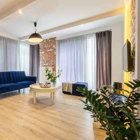 Primary image1Absyntapart Krawiecka - parking w cenie,弗羅茨瓦夫火車總站飯店