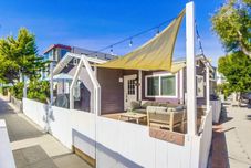 Others Cozy Kingston 1