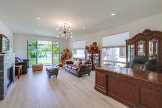 Others 4 La Jolla Oasis