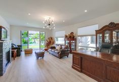 Others 4 La Jolla Oasis