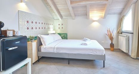 Lainnya 2 Tra le Torri