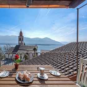 Primary image 1 เรด แอนด์ เยลโลว์ อพาร์ตเมนต์, โรงแรม & ที่พัก Piazza Grande