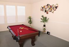 อื่นๆ 5 Homify360 5BR Home With Game Room Media Room