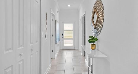 Others 2 Spacious 5BR Home With Pool Near Top Attractions