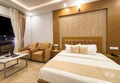 Others 2 Wonderwood Corbett Resort (1min walk to River with Deep Jungle Trail)