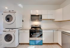 其他 7 3 Mi to Six Flags: Apartment in Metro Atlanta