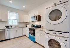 อื่นๆ 2 3 Mi to Six Flags: Atlanta Area Apartment