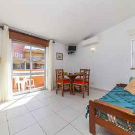 Room 1 T 02 - Apartment 2 in Casa Costa D Oiro in Lagos, Khách sạn Praia da Batata