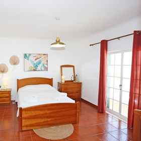 Room 1 U 03 - Bedroom 3 in Casa Quinta Esta o, Praia do Camilo Hotels