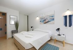 Others 3 Z 01 - Bedroom 1 in Gil Vicente Guest Rooms