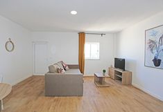 Others 6 X 07 - 1 Bed Apartment in Quinta da Ponte