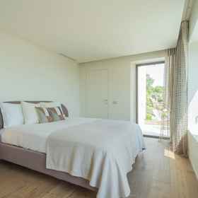 Room 1 Villa Donatella - Private SPA e Infinity Pool by Rent all Como, Province of Como Hotels