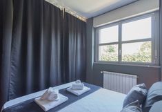 Others 5 Black Loft Como by Rent all Como