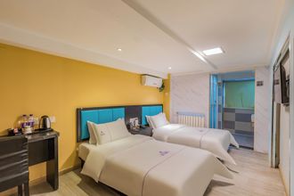 Others 4 Dequan Hotel High-speed RailStation Stor