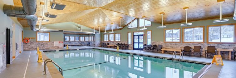 其他 Walk to Ski Lift: Family-friendly Windham Townhome