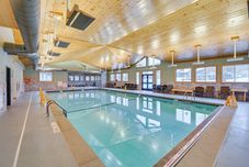 其他 Walk to Ski Lift: Family-friendly Windham Townhome