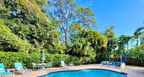 Others 2 Vidal Manor 4BR Oasis w Pool Cabana- Wilton Dr