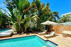 Others Islands Inn on the Drive - Reflection Room - Queen Bed - B3
