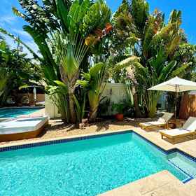 Room 1 驶岛旅馆 - 倒影房 - 大床 - B3, Hugh Taylor Birch State Park 酒店