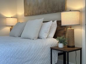 Others 4 Islands Inn on the Drive - Reflection Room - Queen Bed - B3