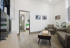 Others 3 Polaris Suite