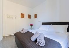 Others 5 Romantic Pier by Rent all Como