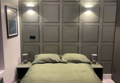 Others 6 Nw119sg-modernapt-2guests-2br-1minhighstreet