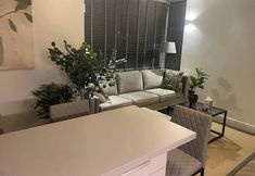 Others 2 Nw119sg-modernapt-2guests-2br-1minhighstreet