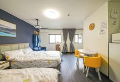 その他 3 Osaka Blue House / Disposable Bedding / Four Stops Within an Eight-Minute Walk