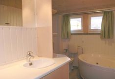 其他 6 Ferienhaus mit Sauna im Ferienpark Mirow