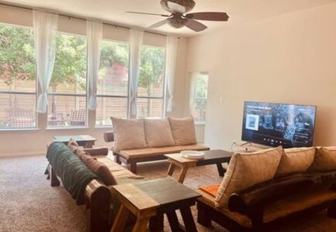 Others Dream Dust Drive When East Meets West