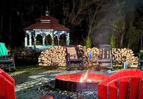 Others Green Acres Retreat