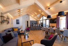 Lain-lain 6 Attractive Chalet on the Slopes