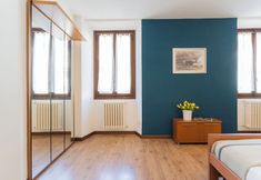 Others 4 Family Lake Apartment