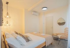 Others 7 Enchanted Como Lake - City Apartment