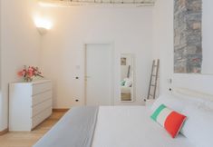 Others 3 Wine Not Apartment in Como City Centre