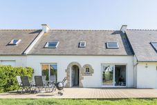 Others Family Home 2 Steps From the Beach